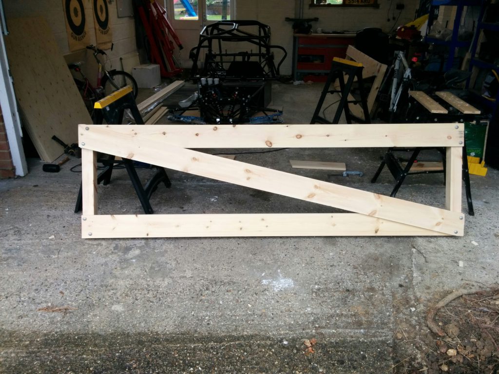 build stand side panel